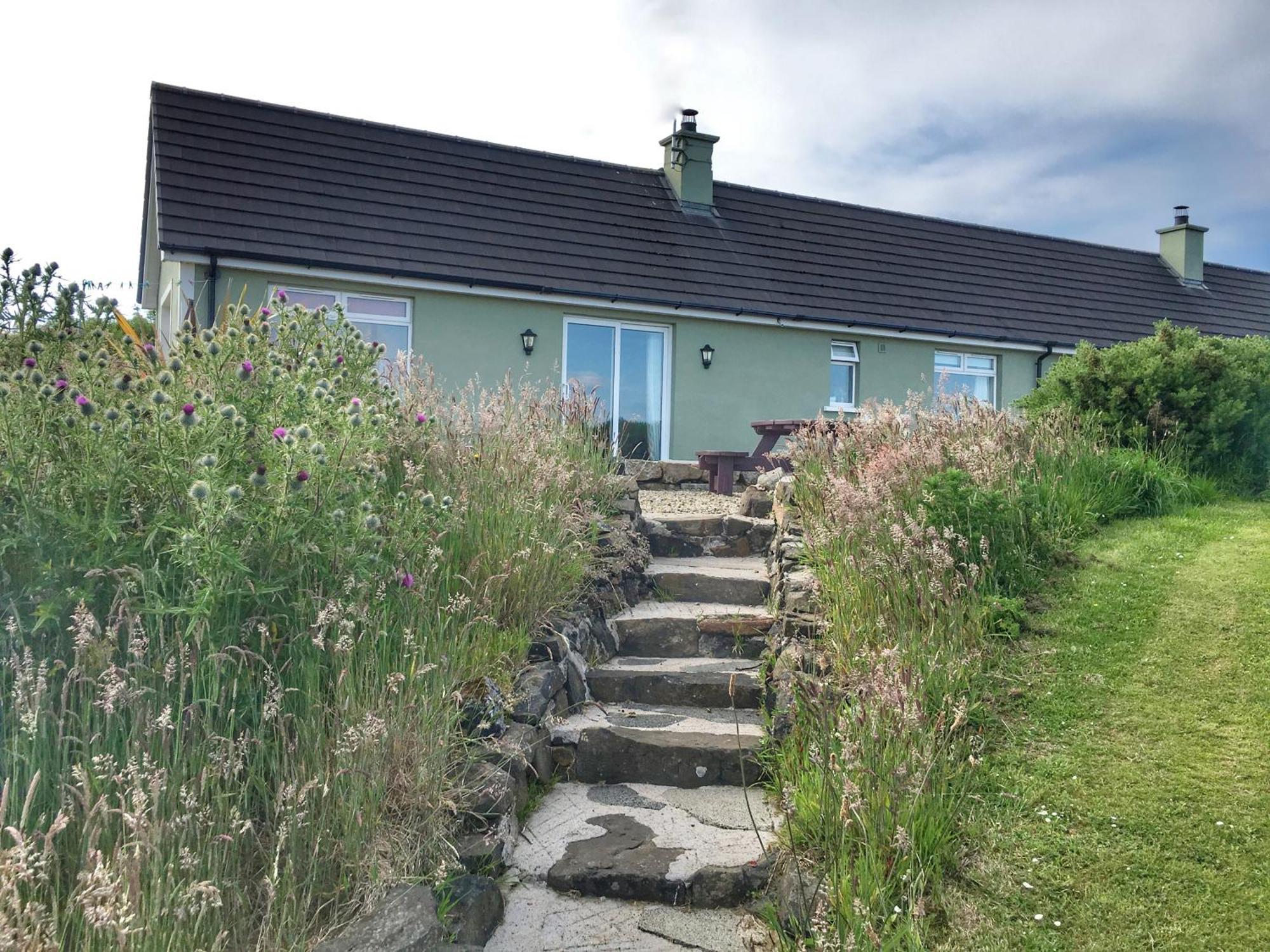 Causeway Coast Country Cottage, Pet-Friendly Ballycastle Exterior photo